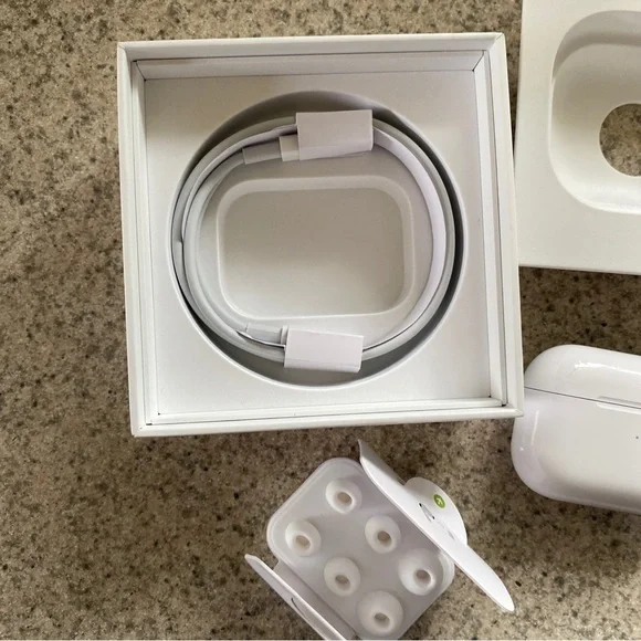 Apple AirPod Pros 2nd Generation